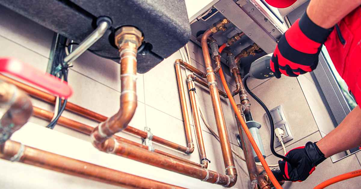 How To Fix A Gas Leak: Signs, Symptoms, & Fix - TipsFu